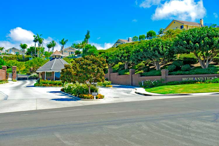 Learn More About The Marblehead San Clemente Area.  This is a gated community with large one and two story ocean view and ocean close homes for sale in San Clemente.